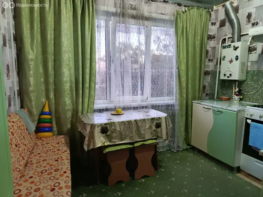 3-комнатная квартира: Лабинск, улица Турчанинова, 192 (69.3 м) - Фото 1