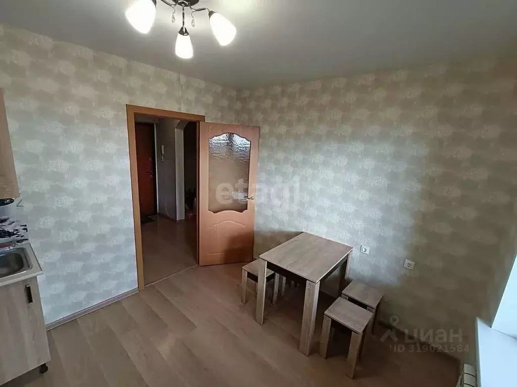 1-к кв. Воронежская область, Воронеж просп. Труда, 72 (40.0 м) - Фото 1