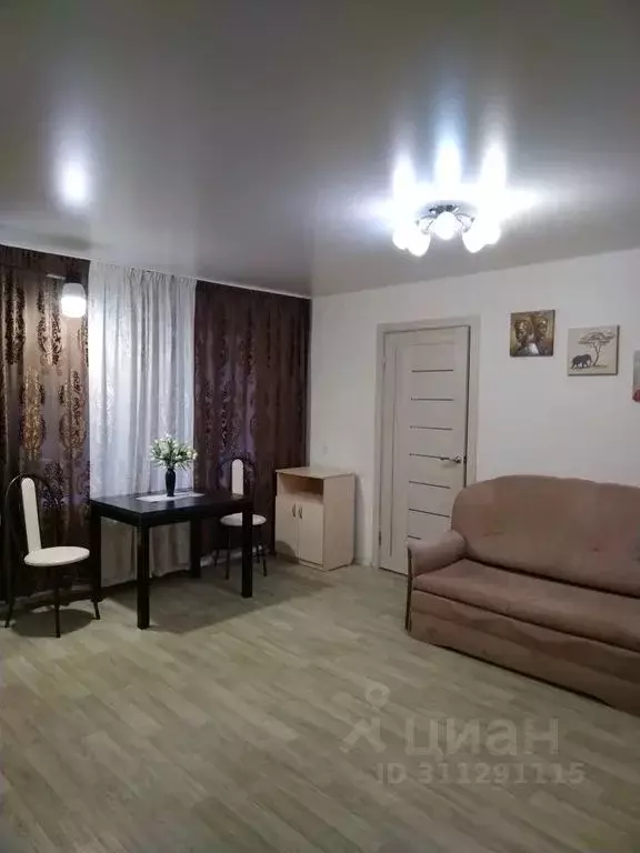 3-к кв. Кировская область, Киров Октябрьский просп., 94 (48.0 м) - Фото 1