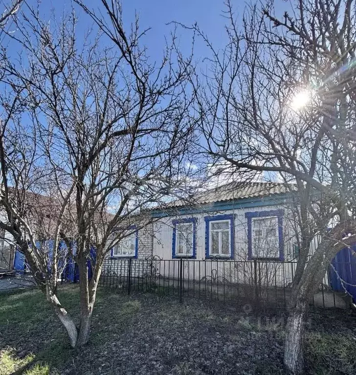 Дом в Белгородская область, Алексеевка ул. Николая Рубана, 72 (70 м) - Фото 0