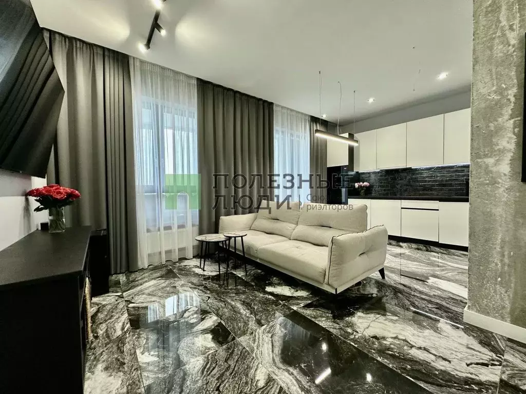 2-к кв. Кировская область, Киров ул. Дерендяева, 72 (67.0 м) - Фото 1