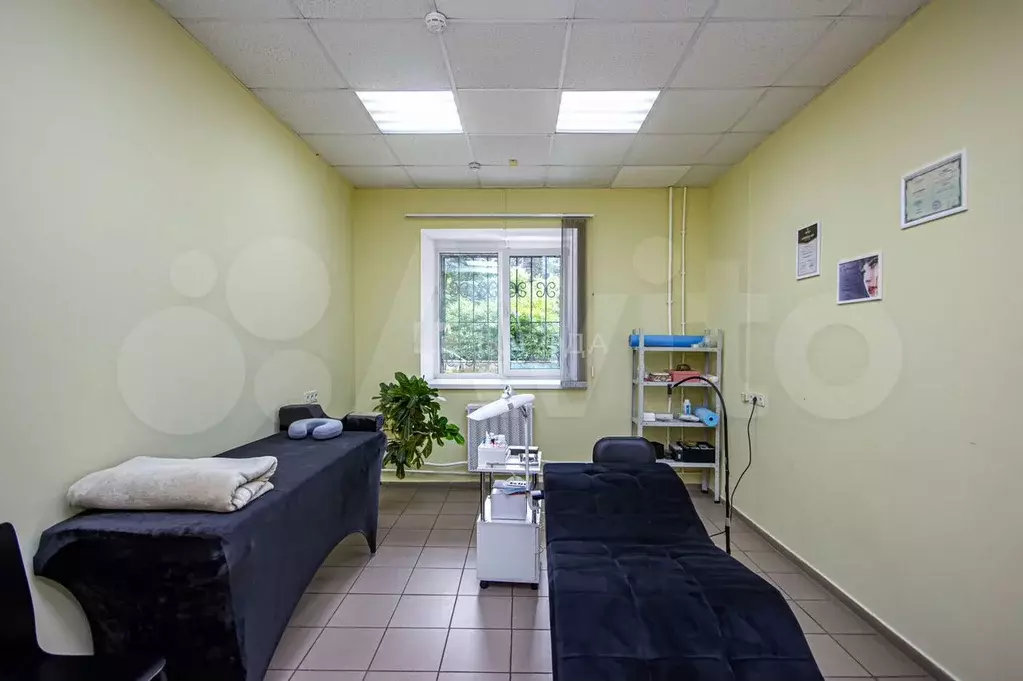 Продам офисное помещение, 230.5 м - Фото 1