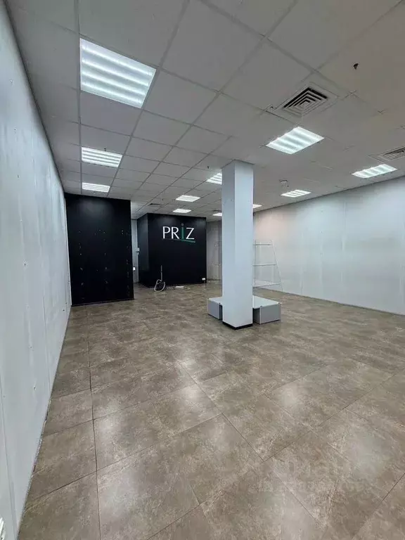 Торговая площадь в Ленинградская область, Выборг ул. Мира, 8А (70 м) - Фото 2