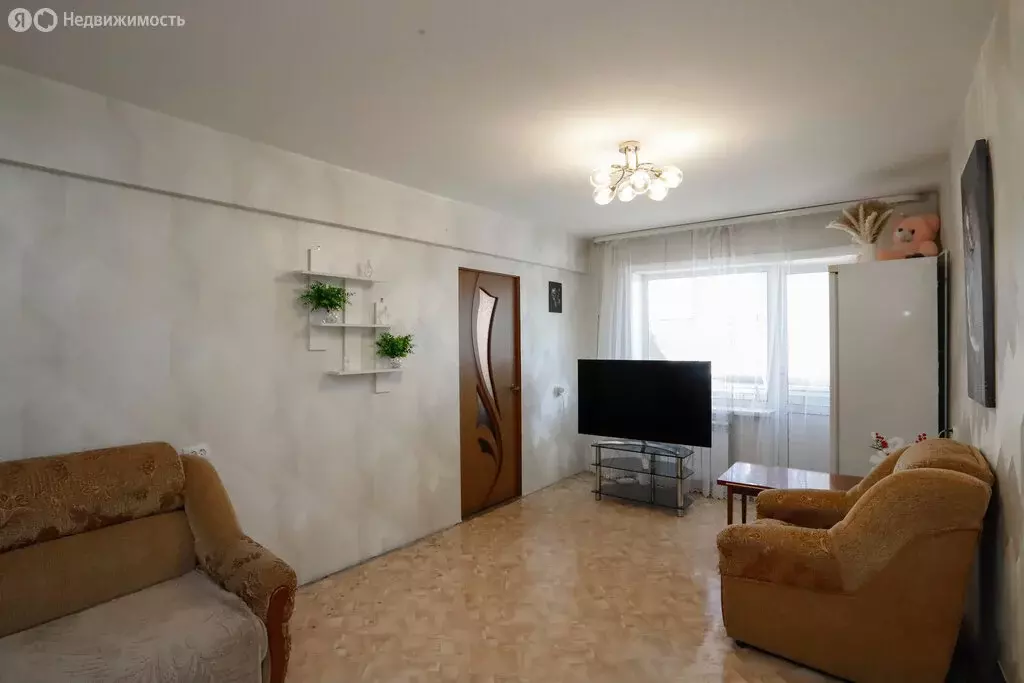 3-комнатная квартира: Иркутск, бульвар Постышева, 29А (55.8 м) - Фото 1