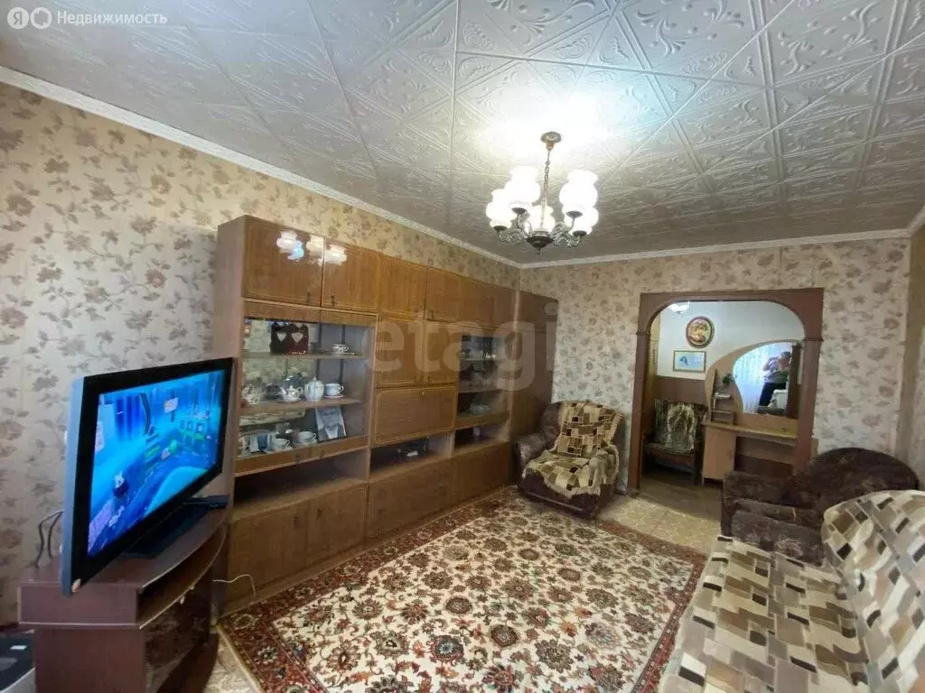 3-комнатная квартира: Венёв, микрорайон Южный, 45 (65.4 м) - Фото 1