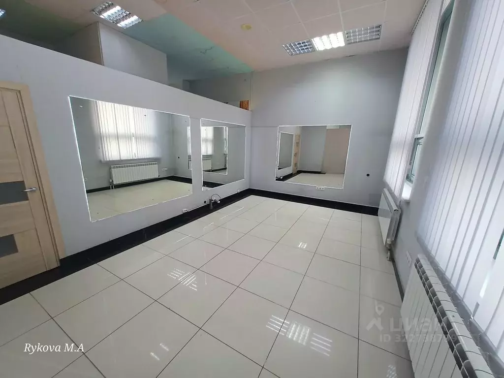 Помещение свободного назначения в Свердловская область, Екатеринбург ... - Фото 2