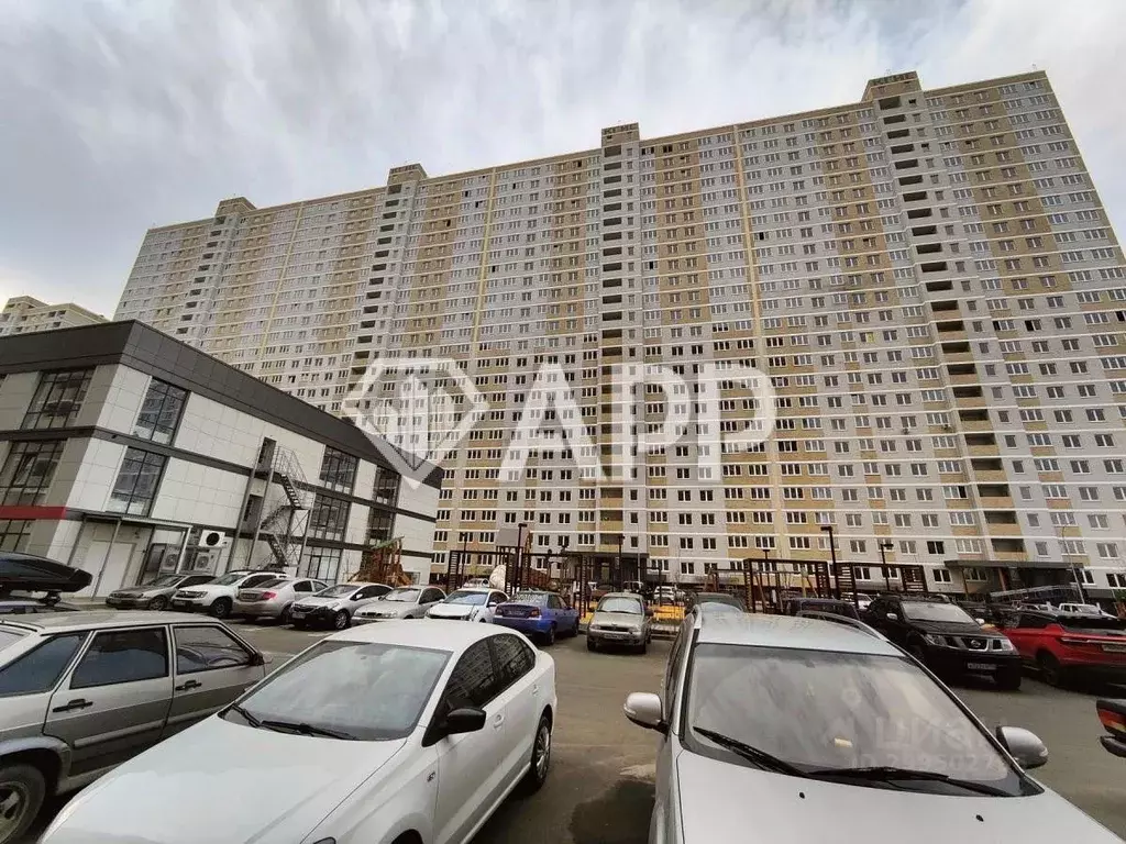 Торговая площадь в Краснодарский край, Краснодар Славянский мкр, ул. ... - Фото 1