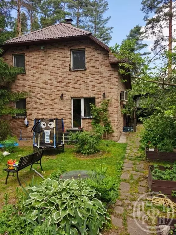 Коттедж в Ленинградская область, Всеволожск просп. Козлова, 2 (231 м) - Фото 2