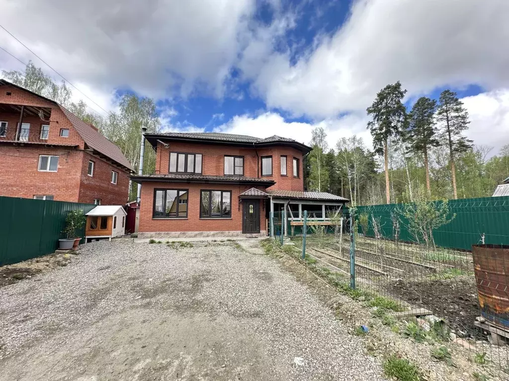 Дом в Свердловская область, Екатеринбург Садовод СНТ, Садовод-1 ... - Фото 1