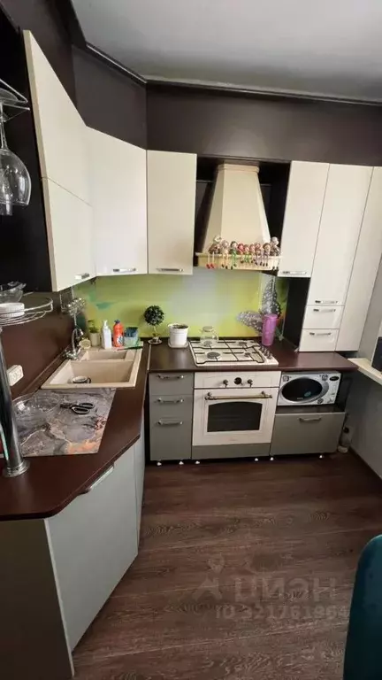 2-к кв. Иркутская область, Ангарск 7А мкр, 3 (53.3 м) - Фото 0