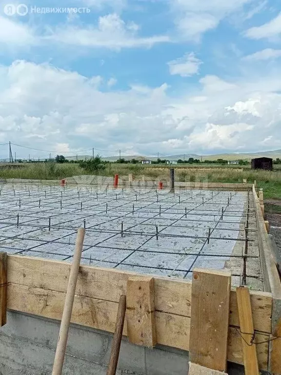 Дом в Республика Хакасия, рабочий посёлок Усть-Абакан, улица П.А. ... - Фото 1