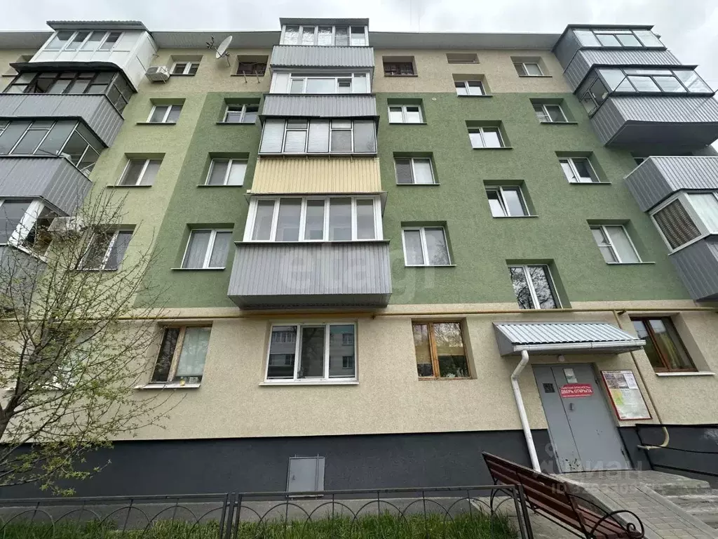 2-к кв. Белгородская область, Белгород Садовая ул., 65 (45.8 м) - Фото 1