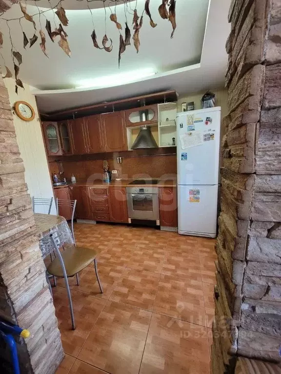 3-к кв. Ханты-Мансийский АО, Нижневартовск ул. Дружбы Народов, 15 ... - Фото 2