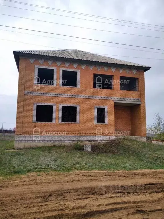 Дом в Волгоградская область, Волгоград Центральный-2 СНТ,  (300 м) - Фото 0