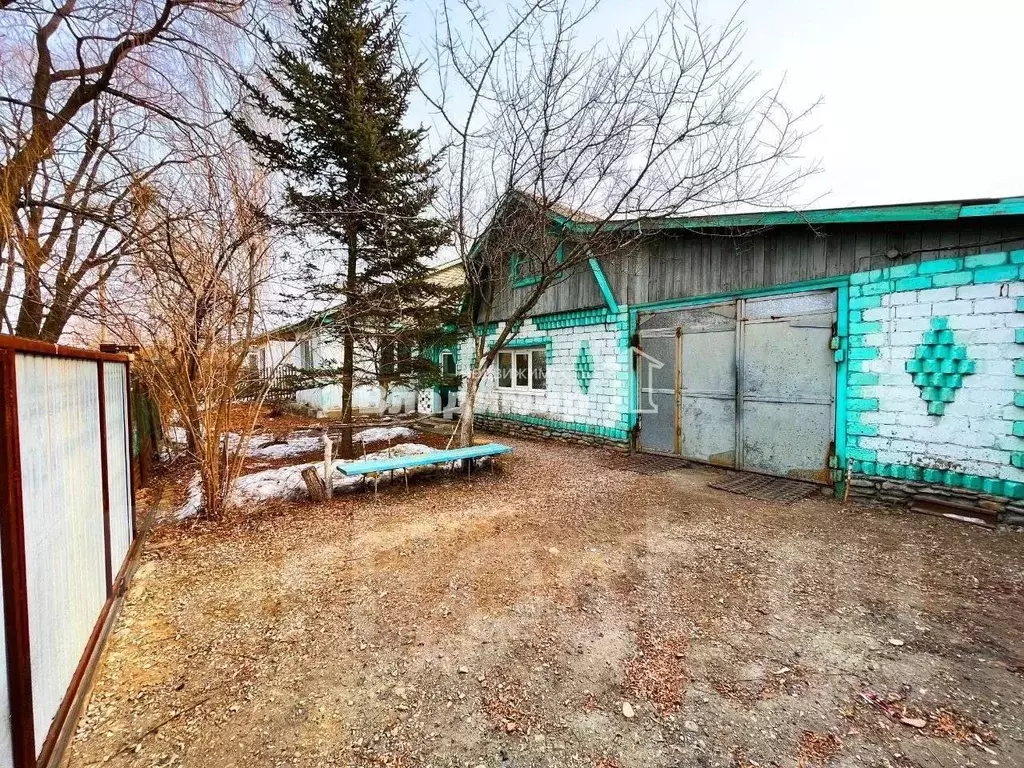 Дом в Приморский край, Партизанский муниципальный округ, с. Новицкое ... - Фото 1