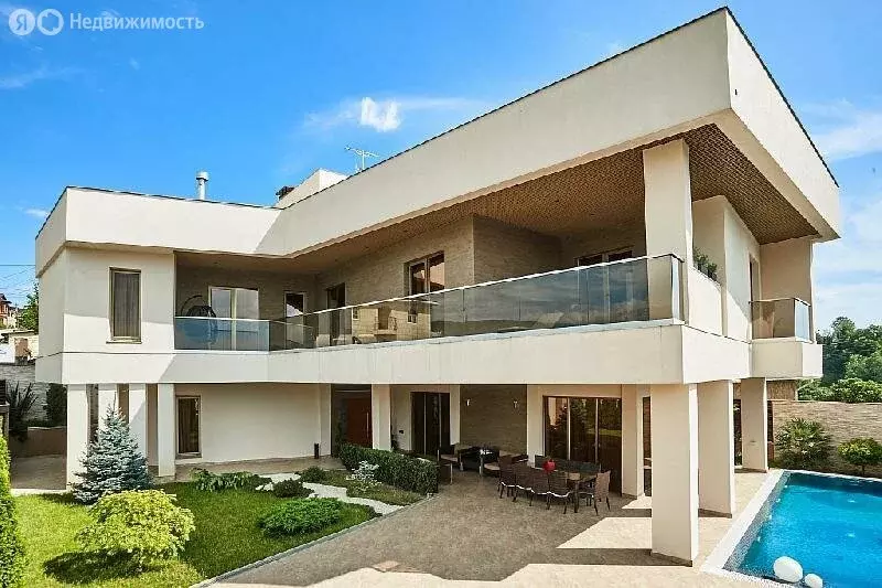 Дом в Сочи, улица Голенева (687 м) - Фото 1