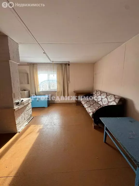 Дом в Республика Тыва, Кызылский кожуун, посёлок городского типа ... - Фото 1