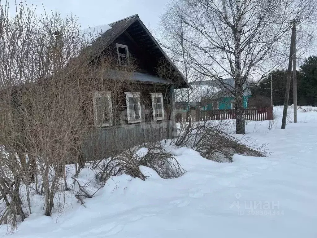 Дом в Вологодская область, Череповецкий район, Уломское с/пос, д. ... - Фото 1