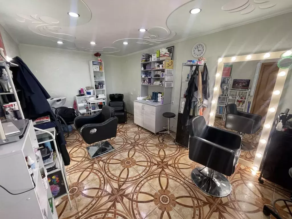 Помещение свободного назначения в Омская область, Омск просп. Мира, ... - Фото 1