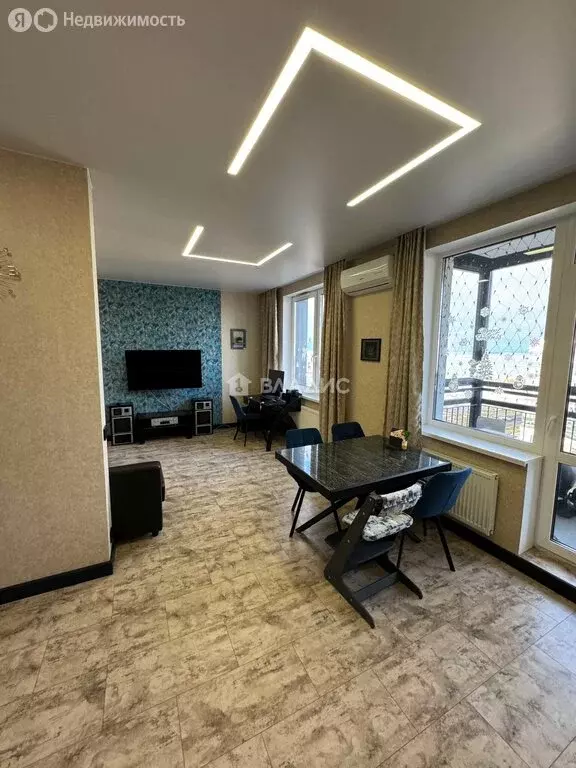 2-комнатная квартира: Санкт-Петербург, проспект Патриотов, 34 (79.7 м) - Фото 2