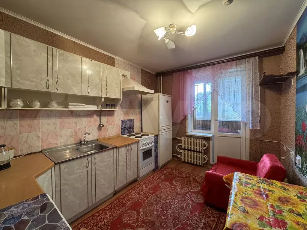 1-к. квартира, 38 м, 1/17 эт. - Фото 1