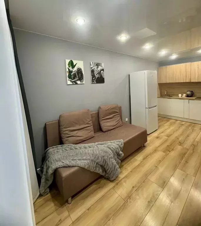 Студия Кировская область, Киров ул. Потребкооперации, 44 (23.0 м) - Фото 1