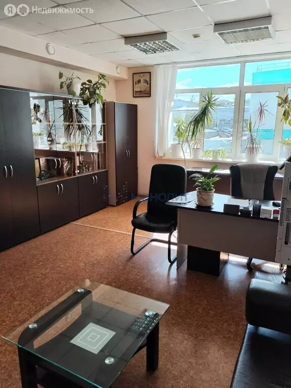 Помещение свободного назначения (700 м) - Фото 1