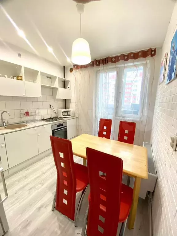 1-к. квартира, 36 м, 4/9 эт. - Фото 0