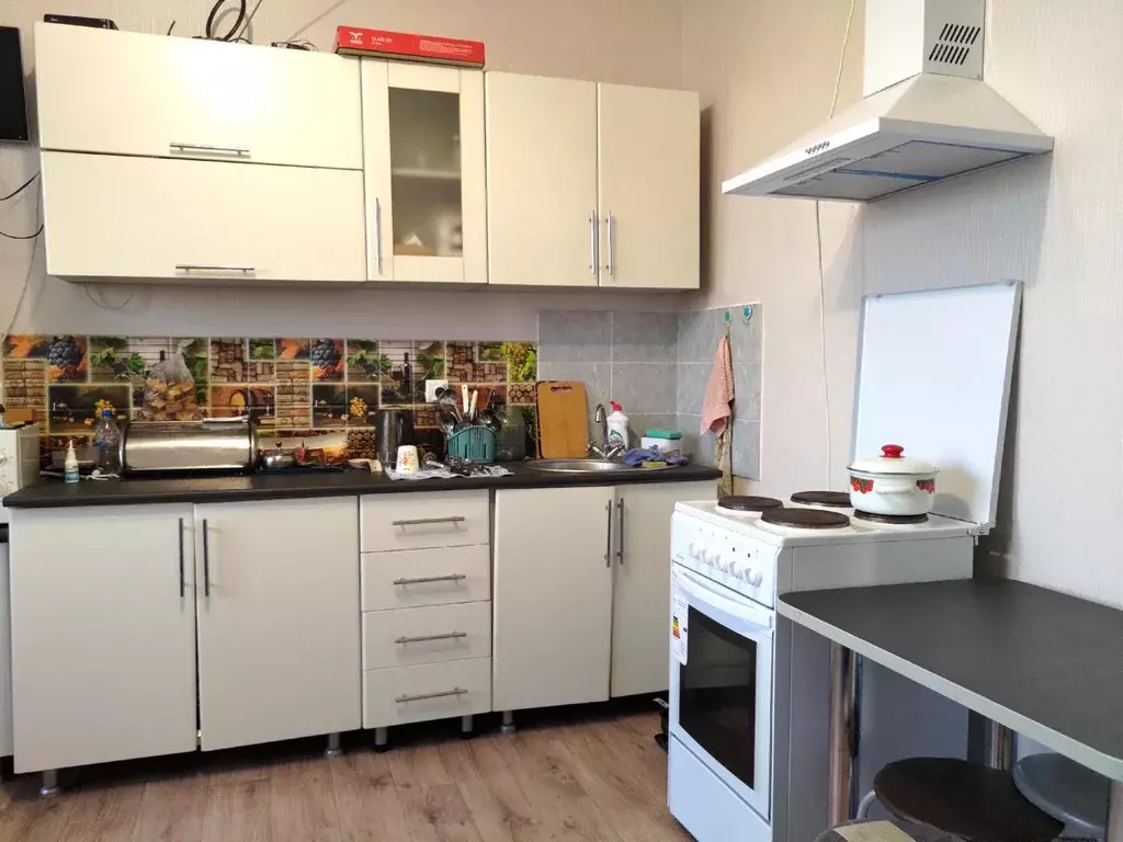 Квартира, 3 комнаты, 58.5 м - Фото 0