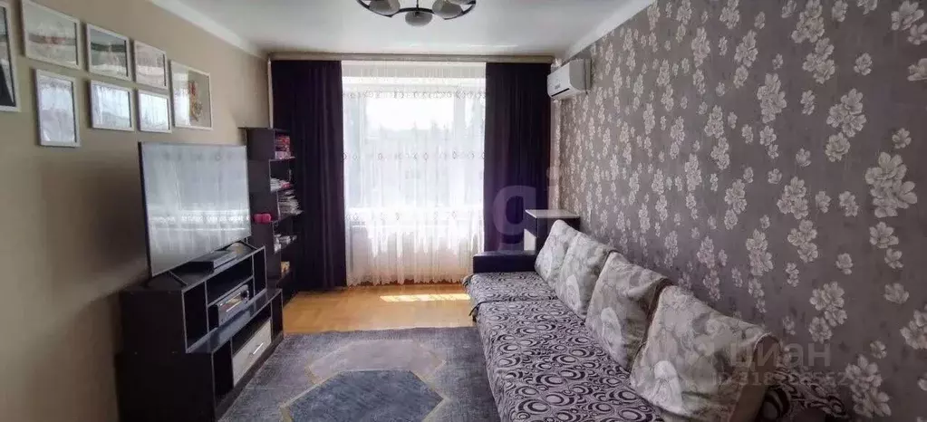 3-к кв. Ростовская область, Батайск Октябрьская ул., 118 (63.1 м) - Фото 1