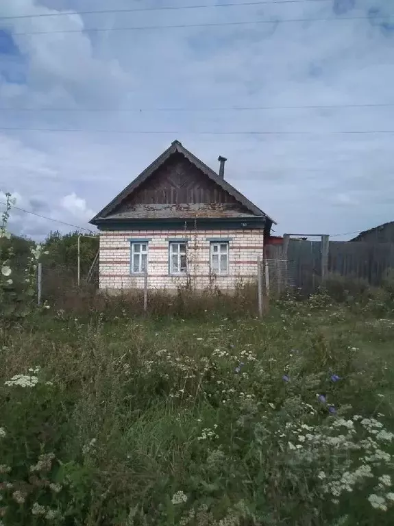 Дом в Ульяновская область, Майнский район, с. Тагай Центральная ул. ... - Фото 1