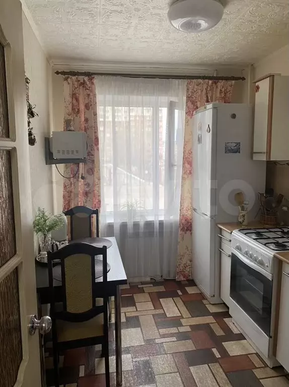 3-к. квартира, 63 м, 1/5 эт. - Фото 0