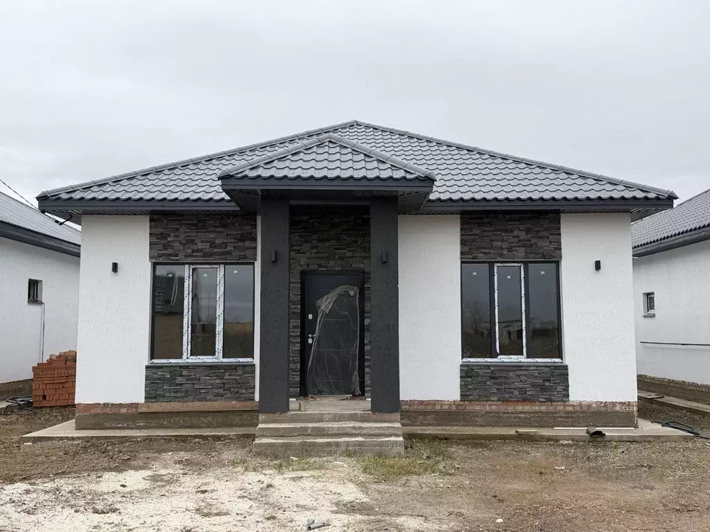 Дом в Оренбургская область, Оренбургский район, Южноуральский ... - Фото 1