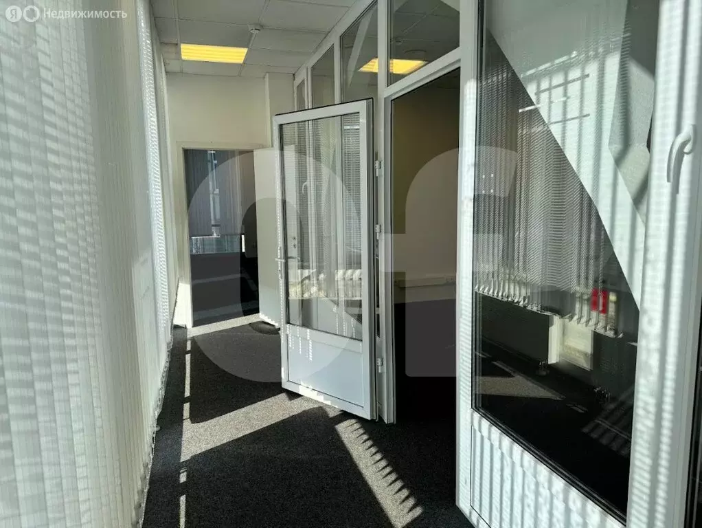Офис (951 м) - Фото 2