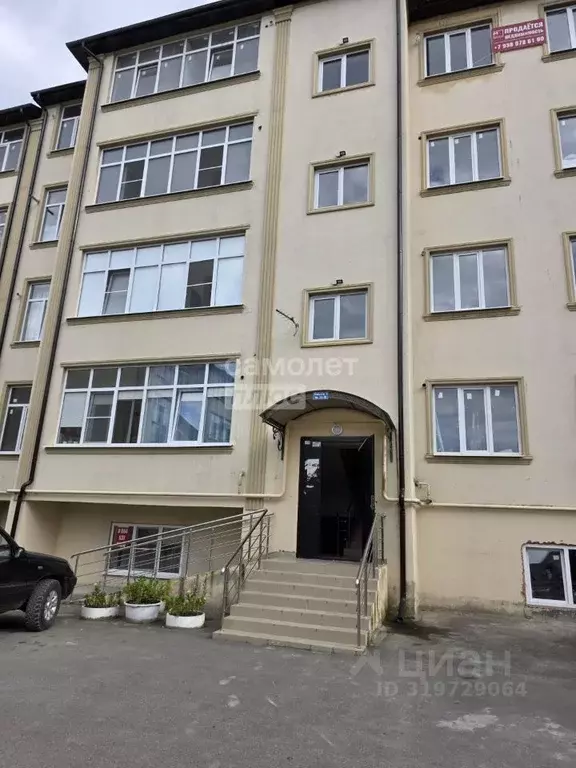 2-к кв. Кабардино-Балкария, Нальчик ул. Солнечная, 8к1 (58.7 м) - Фото 0