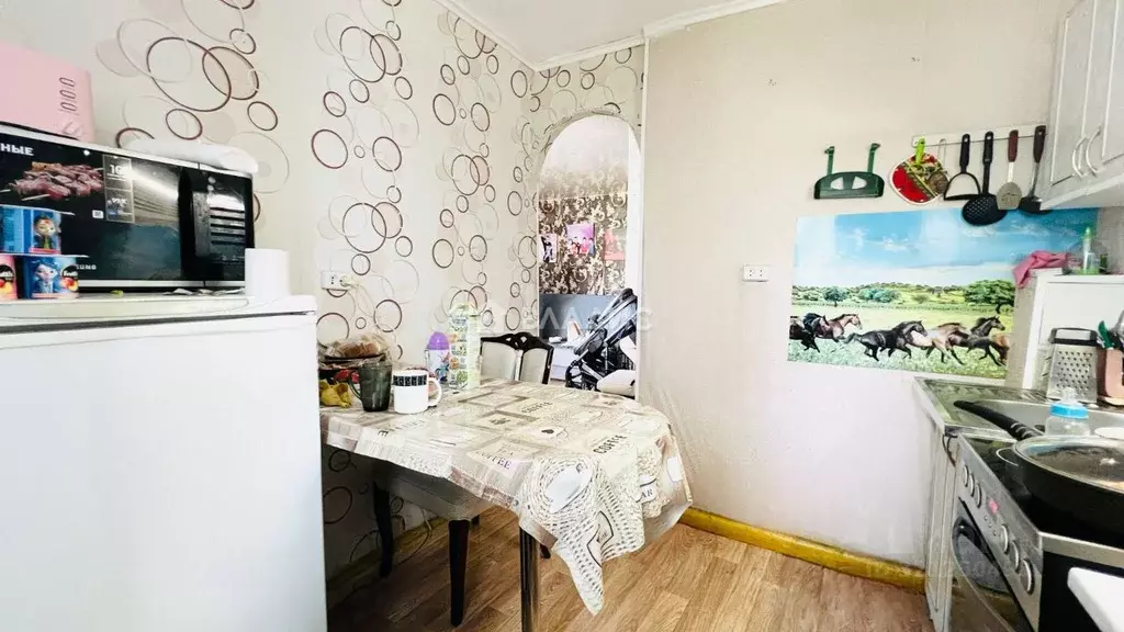 2-к кв. Бурятия, Улан-Удэ Октябрьская ул., 10 (49.0 м) - Фото 1