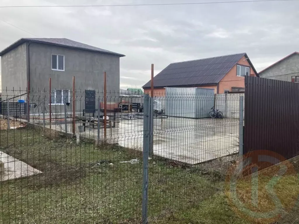 Дом в Крым, Сакский район, с. Уютное, Прибой СПК ул. Каштановая, 43 ... - Фото 2