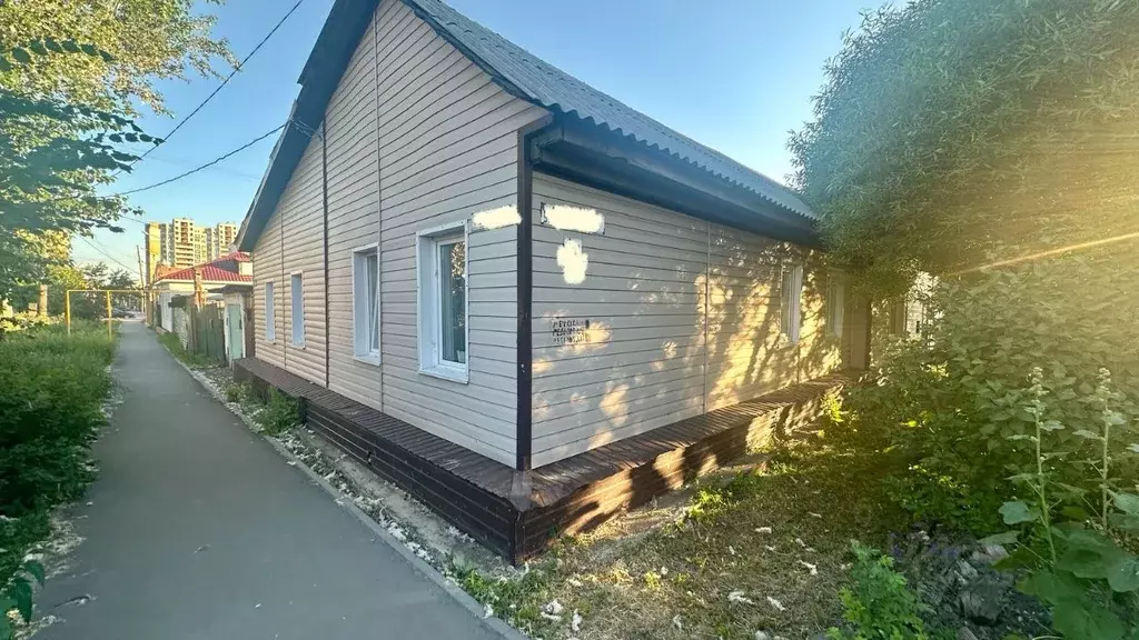 Дом в Омская область, Омск ул. Вавилова (58 м) - Фото 1
