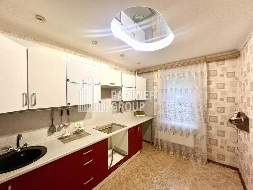 3-к кв. Тульская область, Тула ул. Мира, 14 (67.1 м) - Фото 0