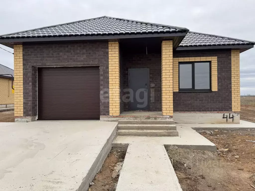 Дом в Оренбургская область, Оренбургский район, с. Благословенка, ... - Фото 1