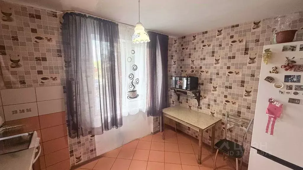 3-к кв. Крым, Бахчисарай ул. Макаренко, 8 (63.9 м) - Фото 1