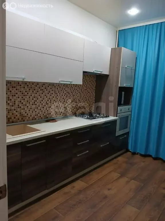 3-комнатная квартира: Усинск, улица Нефтяников, 43/1 (67.4 м) - Фото 2