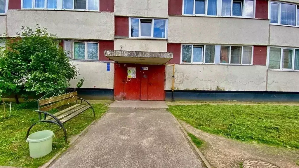 3-к кв. Ленинградская область, Кировск Ладожская ул., 20 (60.0 м) - Фото 2