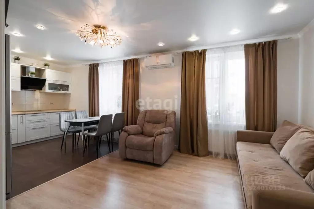 2-к кв. Тюменская область, Тюмень ул. Газовиков, 71 (57.0 м) - Фото 2