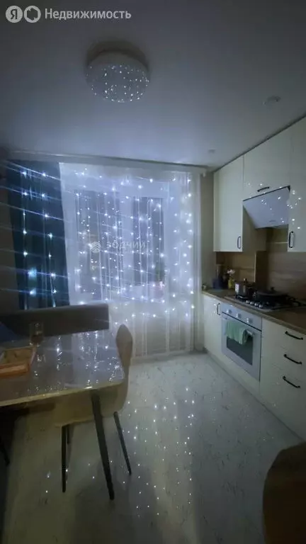 2-комнатная квартира: Чебоксары, Юго-Западный бульвар, 14 (50 м) - Фото 1