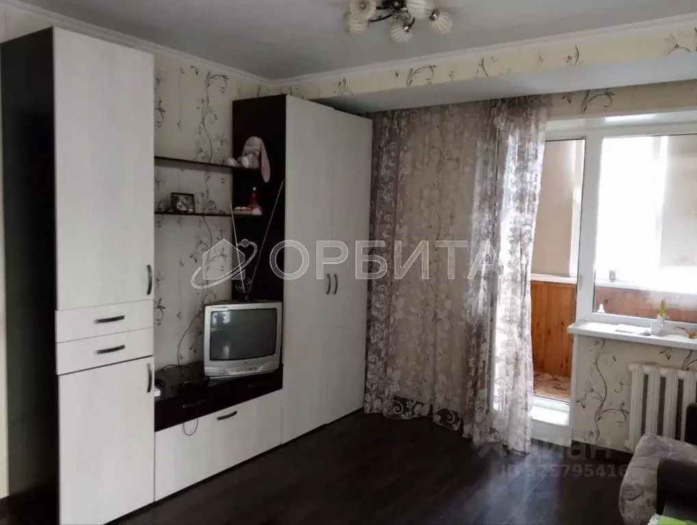 1-к кв. Тюменская область, Тюмень ул. 30 лет Победы, 112 (36.0 м) - Фото 1