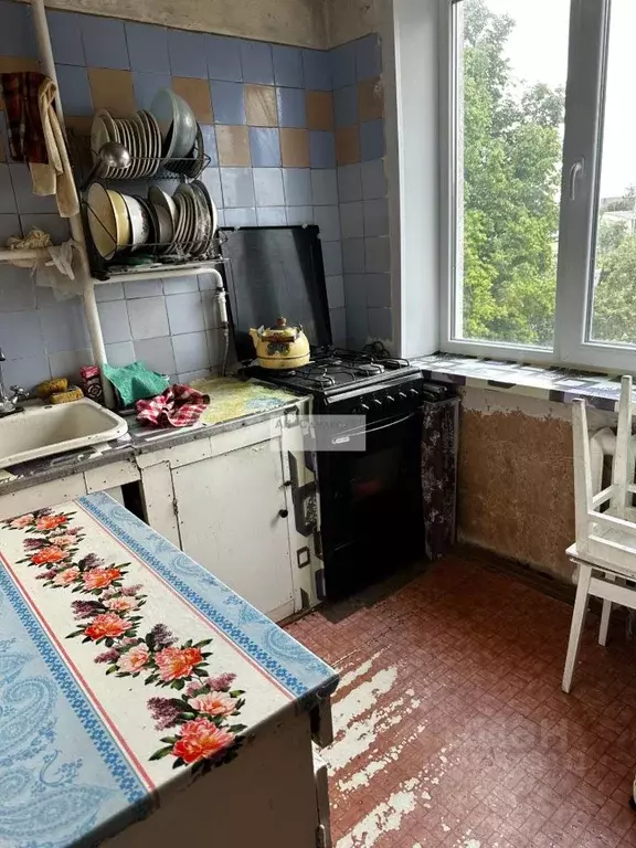 4-к кв. Тульская область, Щекино ул. Революции, 1Б (56.8 м) - Фото 0