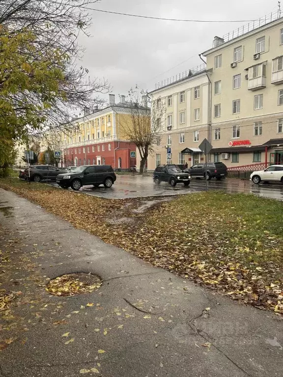 3-к кв. Нижегородская область, Дзержинск пл. Дзержинского, 5 (76.0 м) - Фото 2