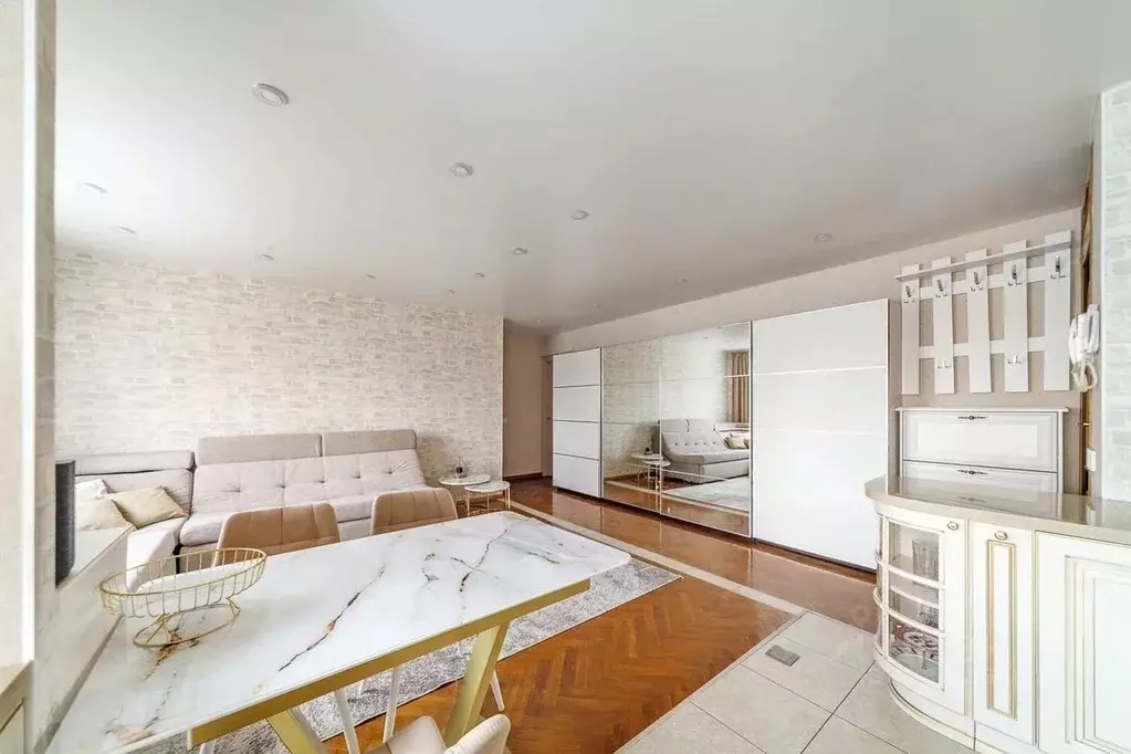 Квартира, 3 комнаты, 60 м - Фото 1