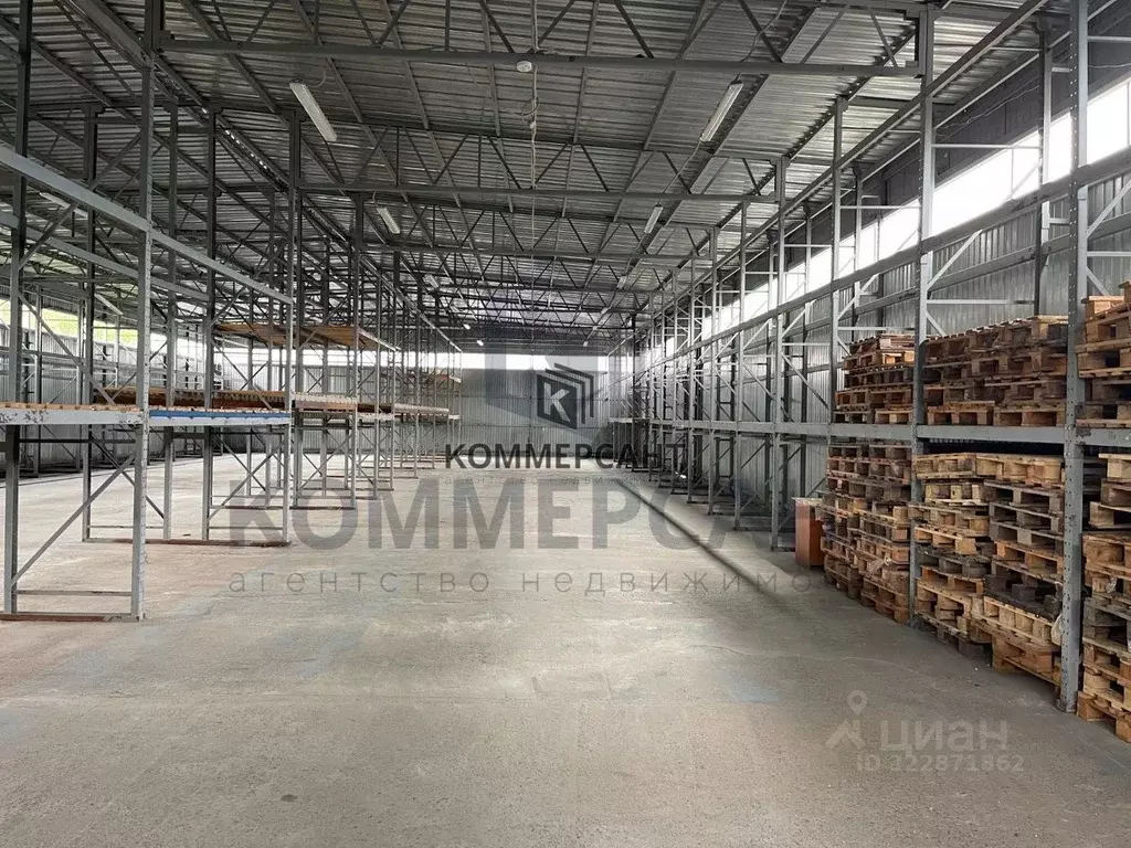 Склад в Нижегородская область, Нижний Новгород ул. Вторчермета, 1Э ... - Фото 1